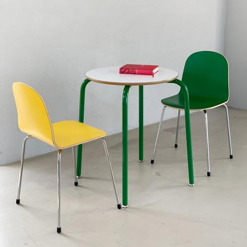 오픈투클로즈 빅풋 HPL 원형 테이블