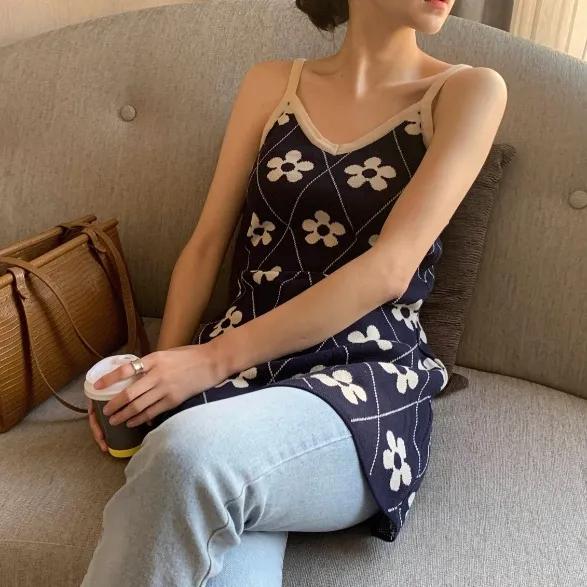 헬로 플라워 브이넥 민소매 니트 원피스