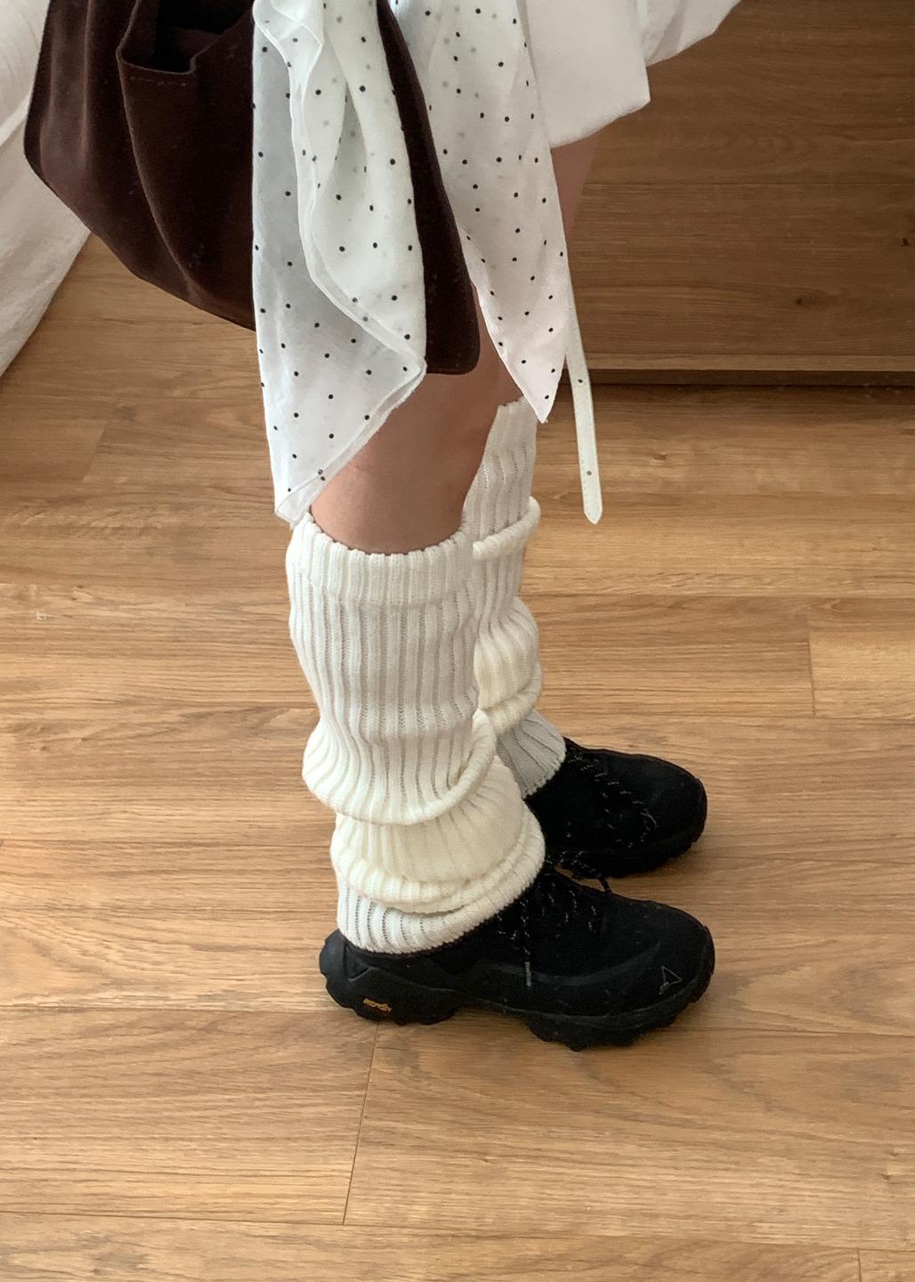 WOOL-BLEND KNEE HIGH LEG WARMER