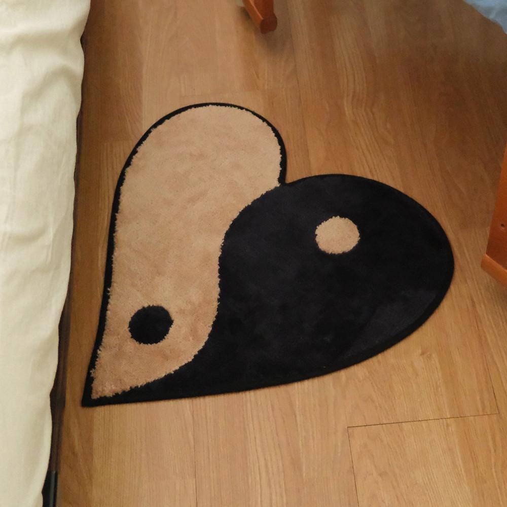 [이콤마이 EcommaE] HEART SYMBOL BATH MAT