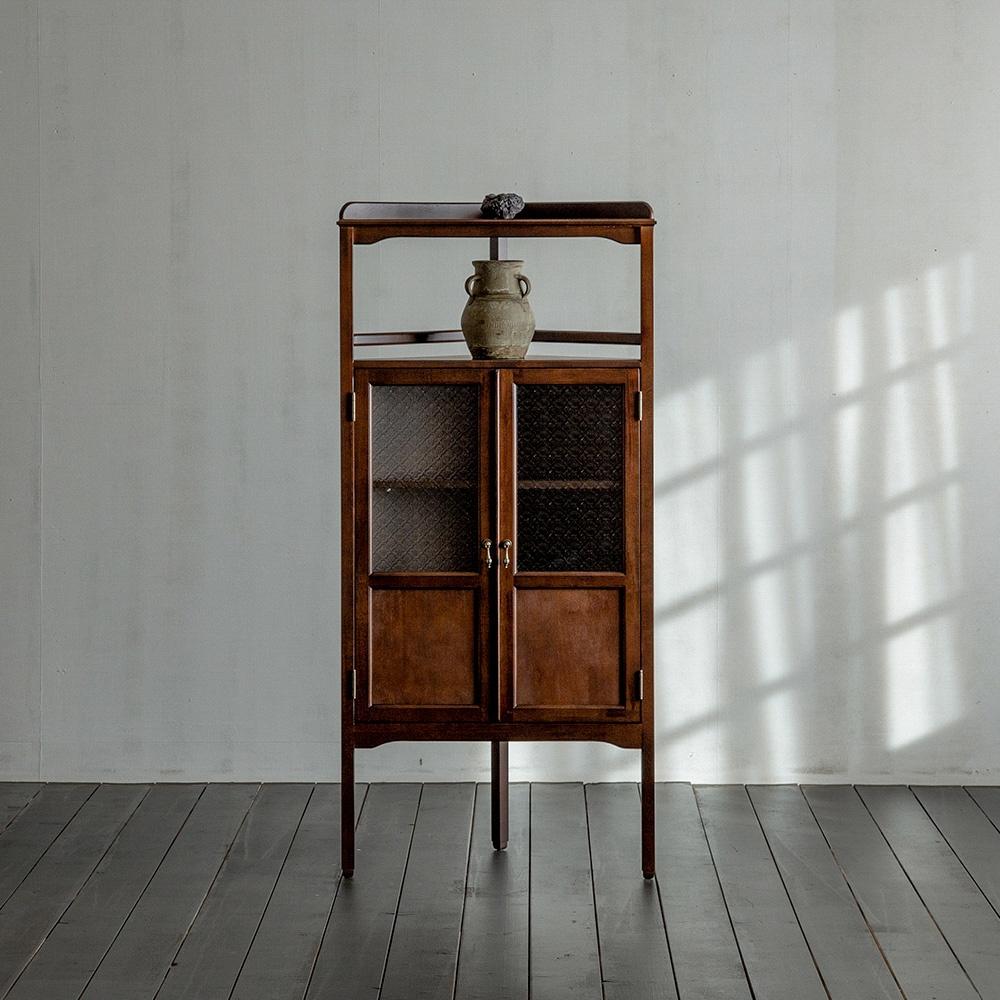 [장미맨숀] 이카 원목 유리문 선반 코너장 01