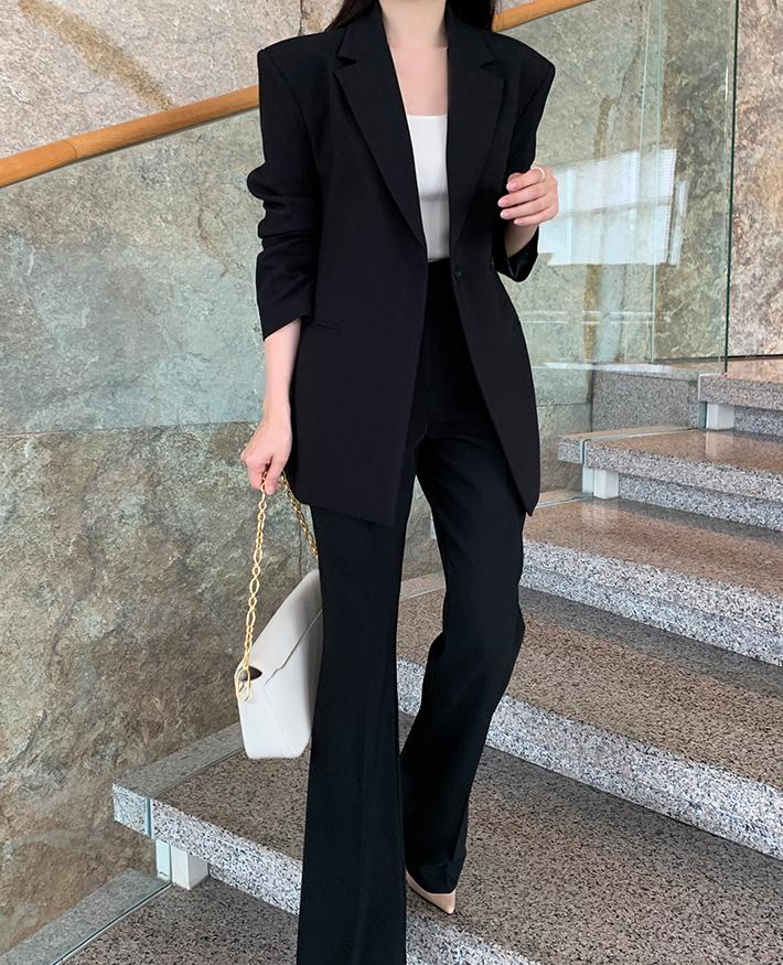 더제이수 [the J.Soo] 더라인 부츠컷 슬랙스