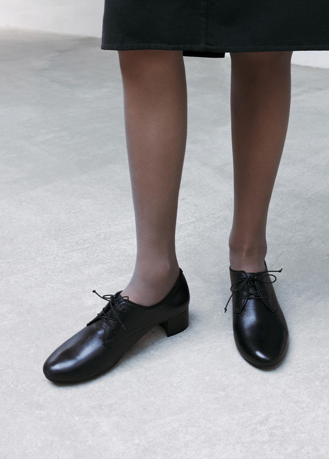 MILANO 16 LACE-UP PUMPS