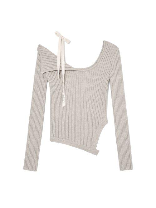 글로니(GLOWNY)  ISA ASYMMETRICAL KNIT TOP (OATMEAL) - 사이즈 & 후기 | 무신사