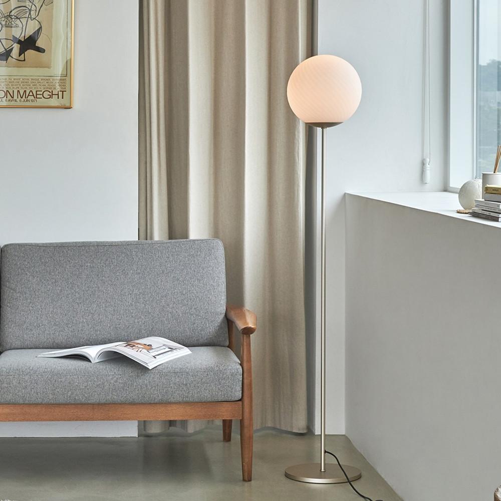 집꾸미기 집들이선물 토네이도 LED 유리 거실 침대 플로어 장스탠드 무드등 조명