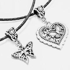 오리엔탈 목걸이(나비,하트) / NCT 지성, 마마무 솔라 착용제품