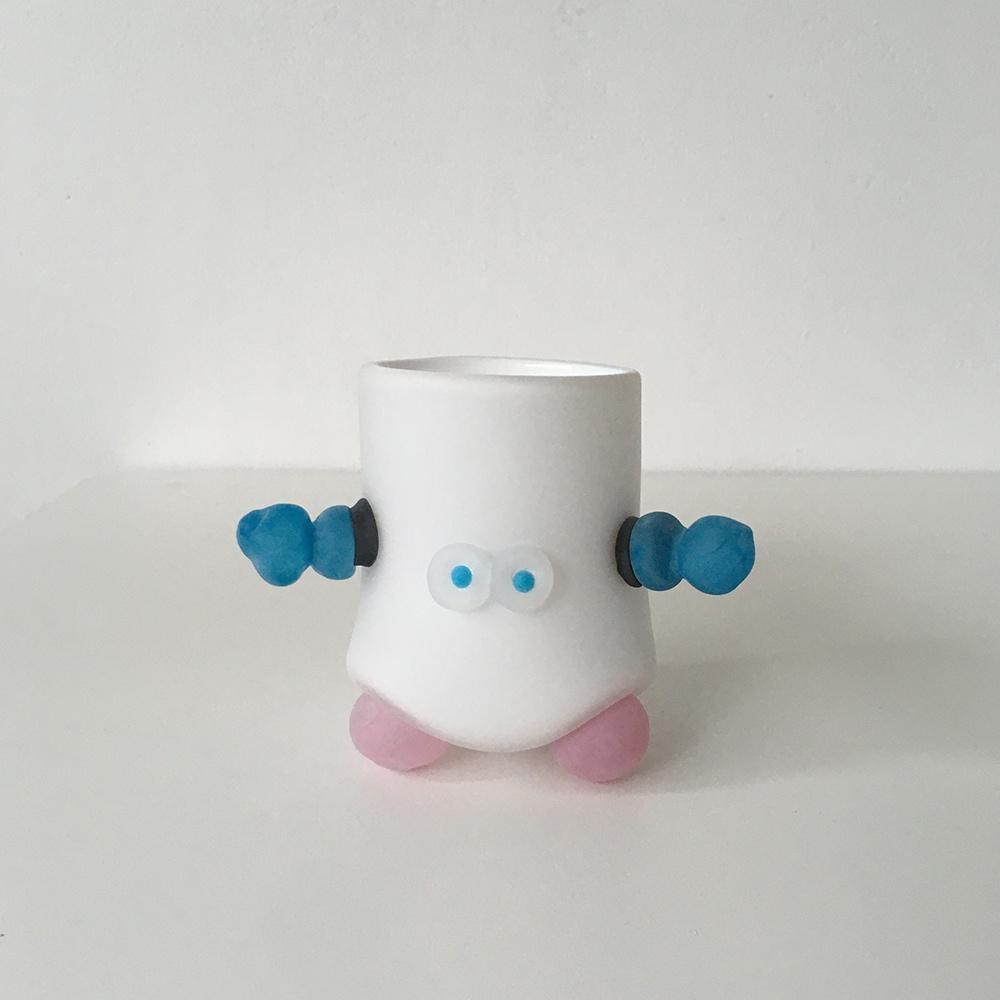 blue pigtails cup
