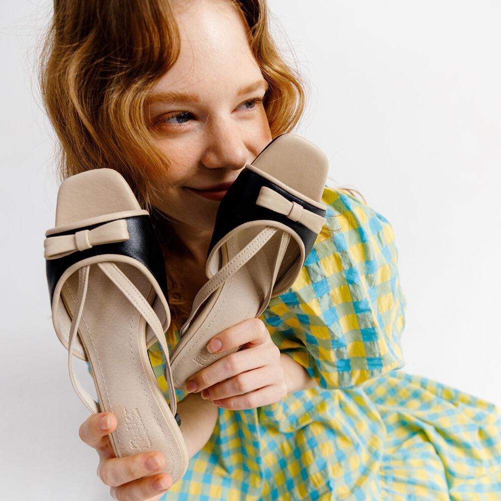 Dainty Ribbon Slipper (Black)