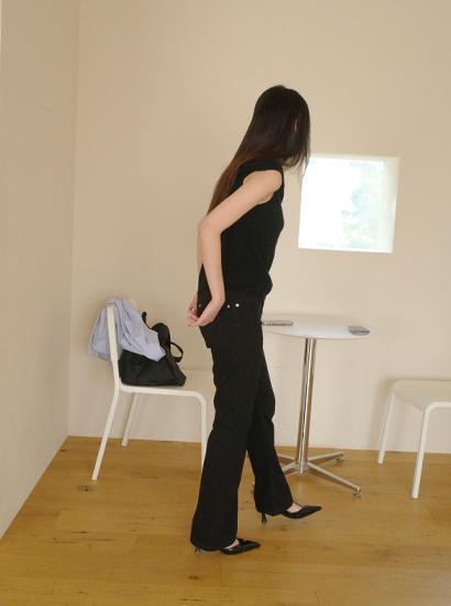 에프터먼데이 스트레이트 부츠컷 팬츠