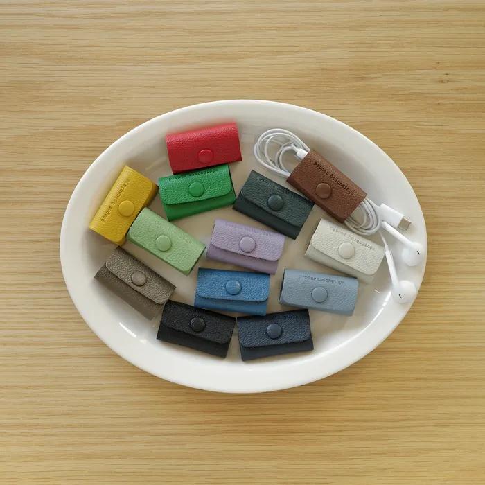 Cable Holder / 14 Colors