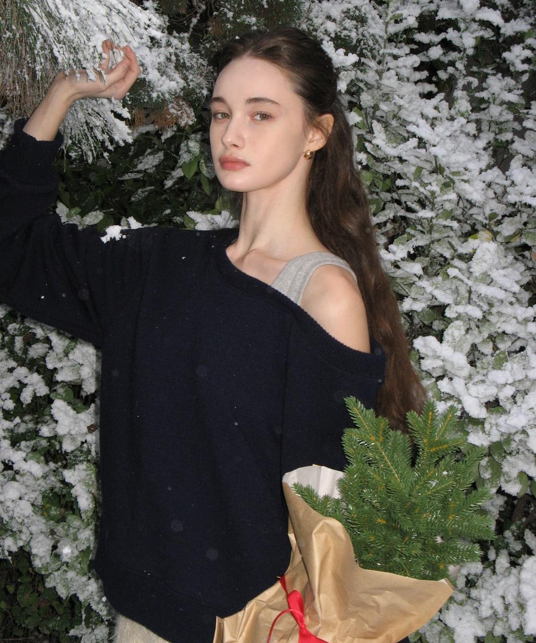 레터프롬문 원 숄더 레이어드 니트 탑 ( 2 colors )