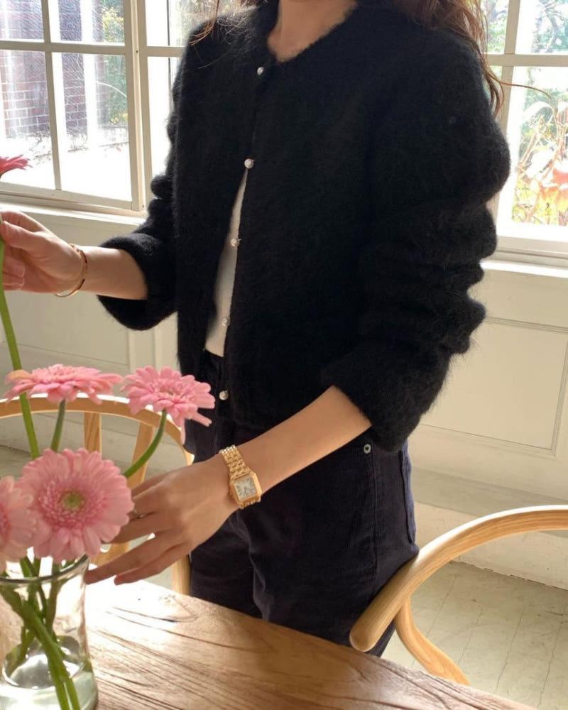 [블랙당일] BR 펄 가디건 알파카 라운드 크롭 니트 (2col)