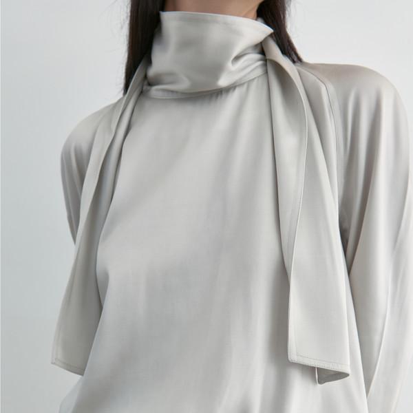 SCARF BAND BLOUSE _ SILVER BEIGE