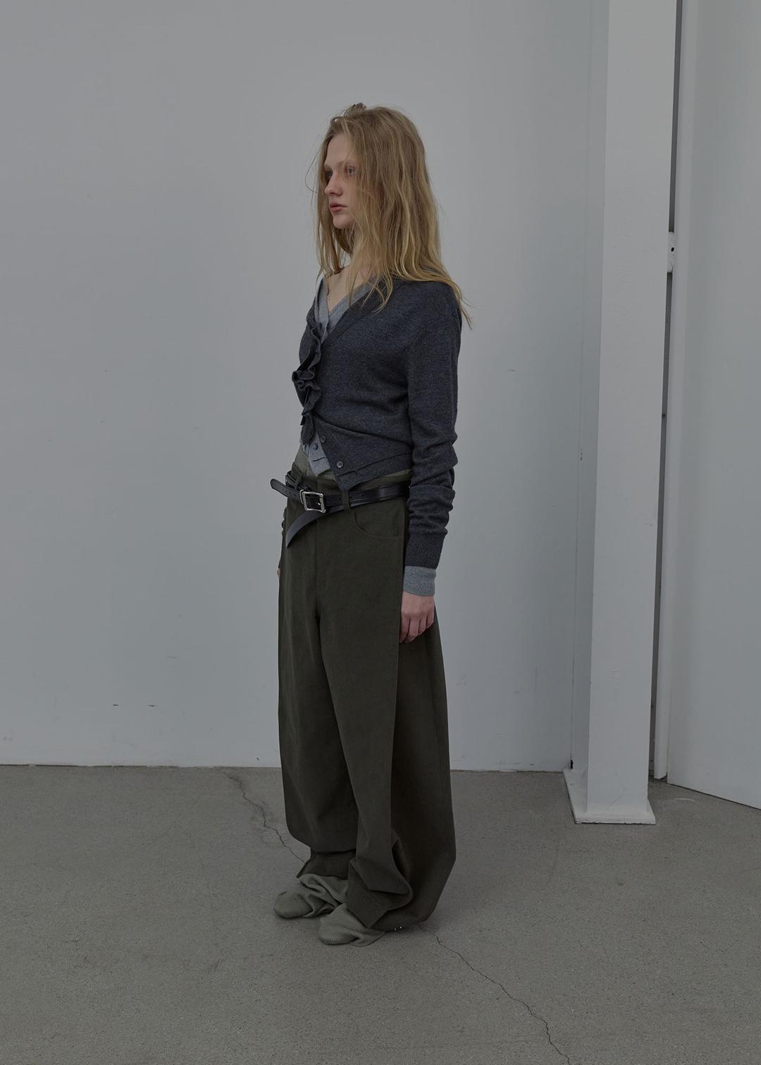 [예약배송] DOUBLE-LAYER WAVY CARDIGAN (CHARCOAL)