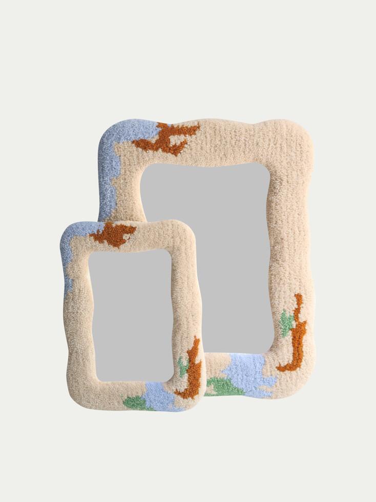 Hairy Mirror Mini (beige)