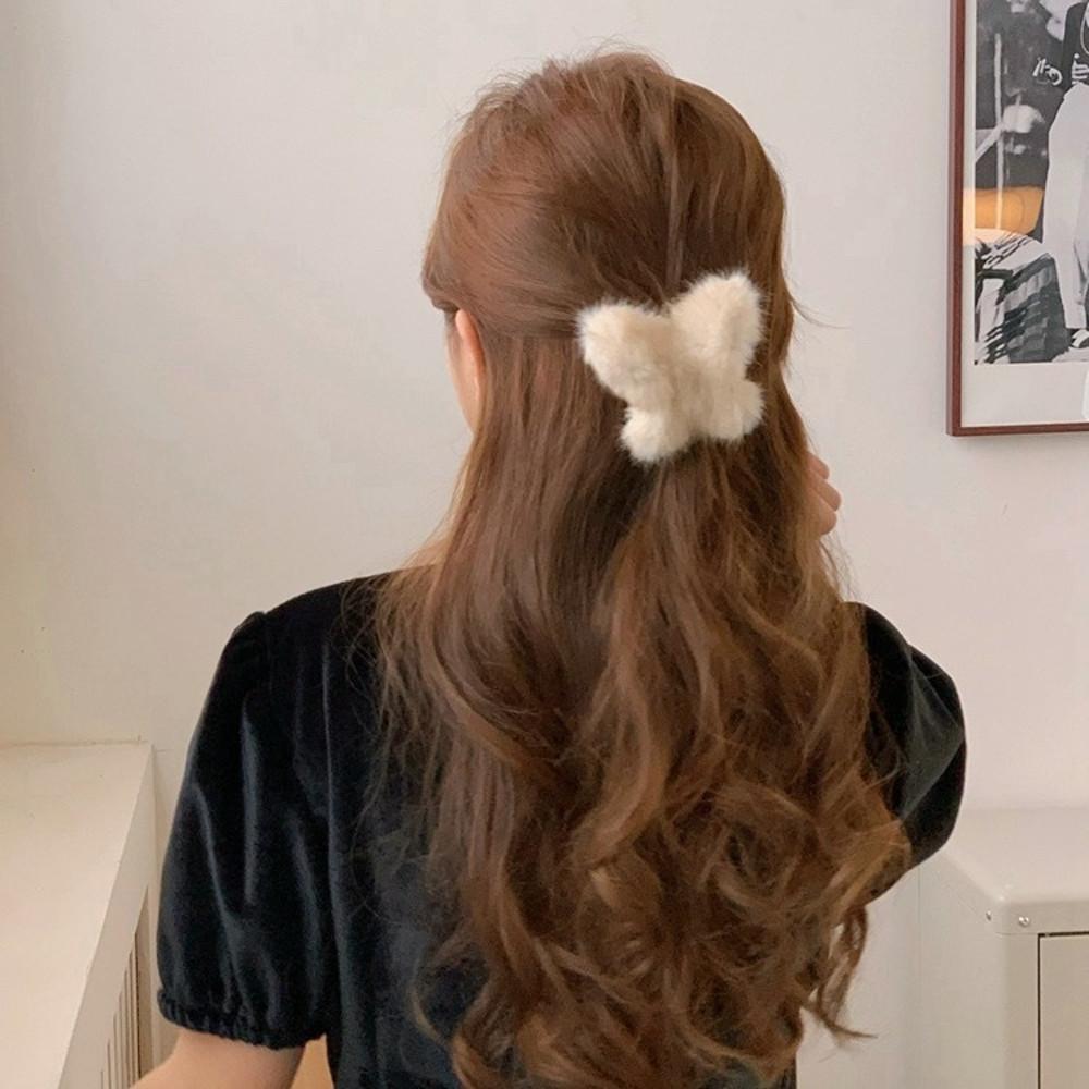 페이크 퍼 털 나비 집게핀 연말룩 포인트 헤어핀 6color