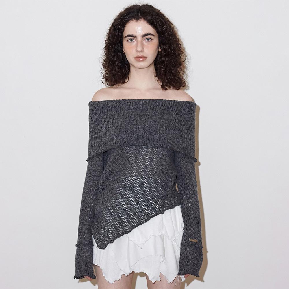 SLOUCHY OFF-SHOULDER SWEATER (CHARCOAL)
