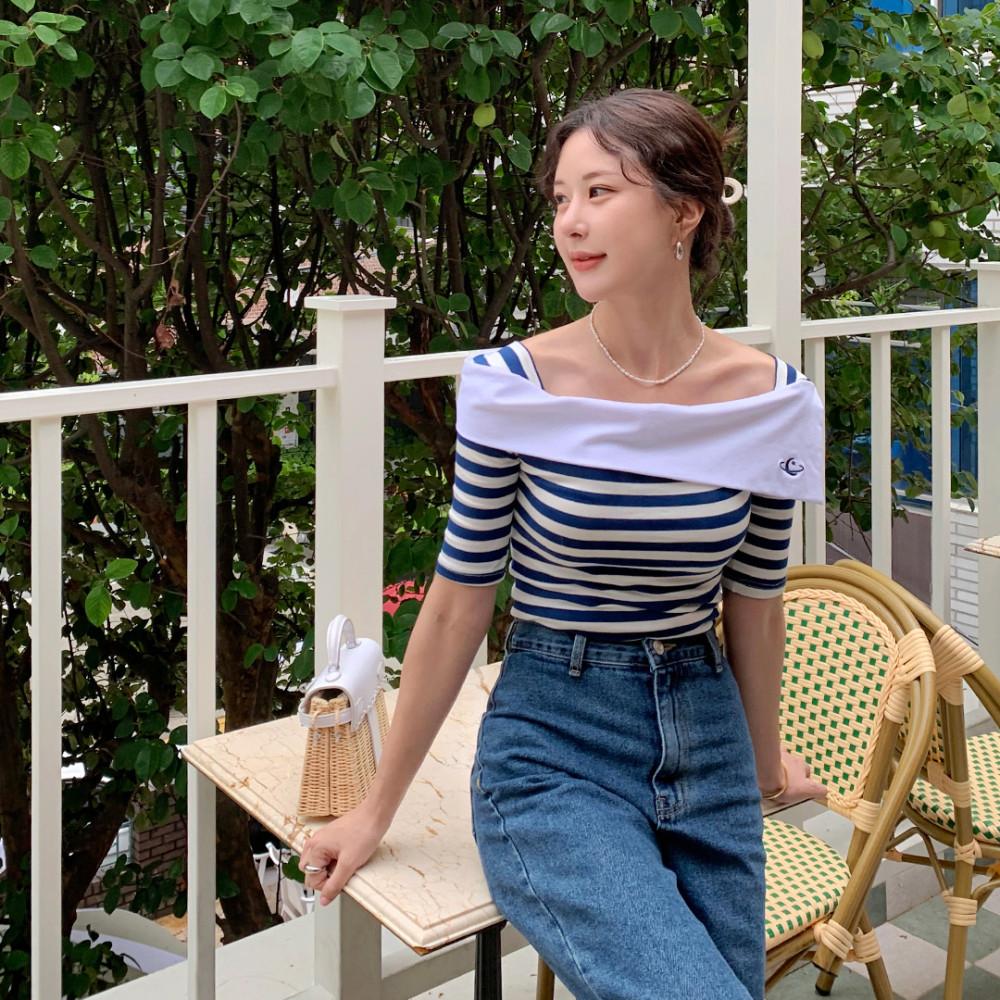 마린 오프숄더 숄카라 스트라이프 스판 티셔츠 / 네이비