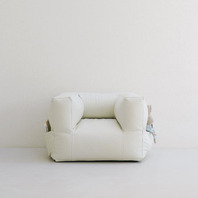 Templeton Sofa (Ivory)