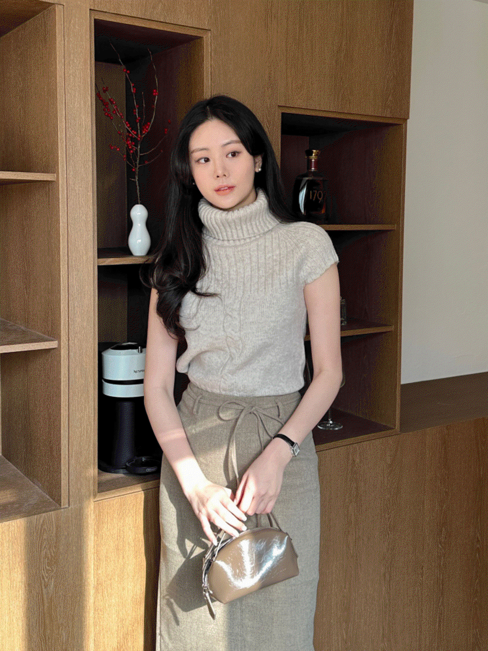 리브드인 리엘 폴라 반팔 니트 2colors