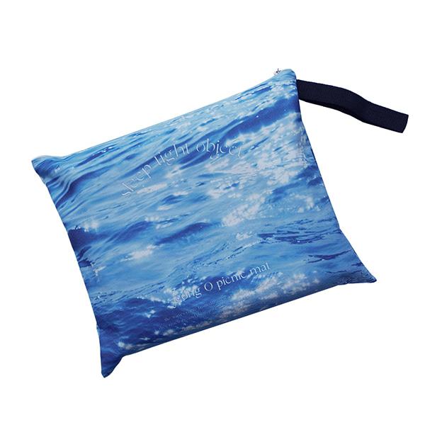 jeong O picnic mat