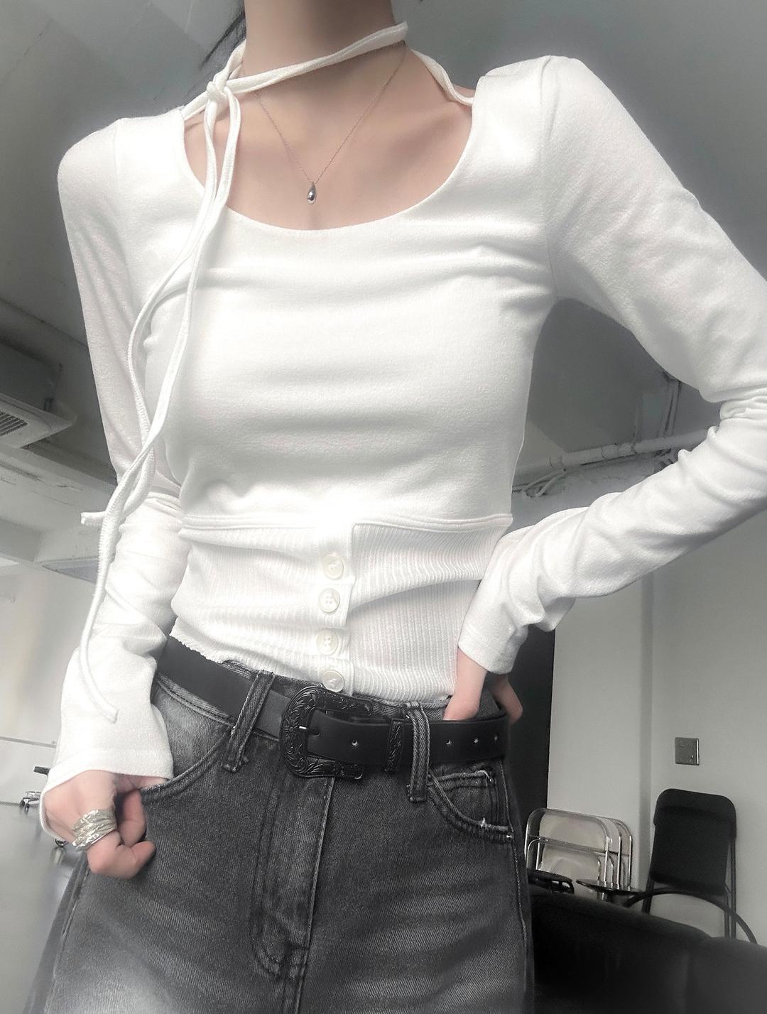 Necklace button corset t