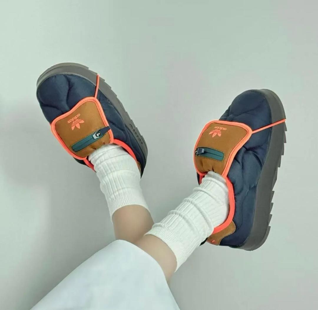 아디다스 오리지널스 퍼피렛 셰르파 방한화 슬립온 네이비 IF3956