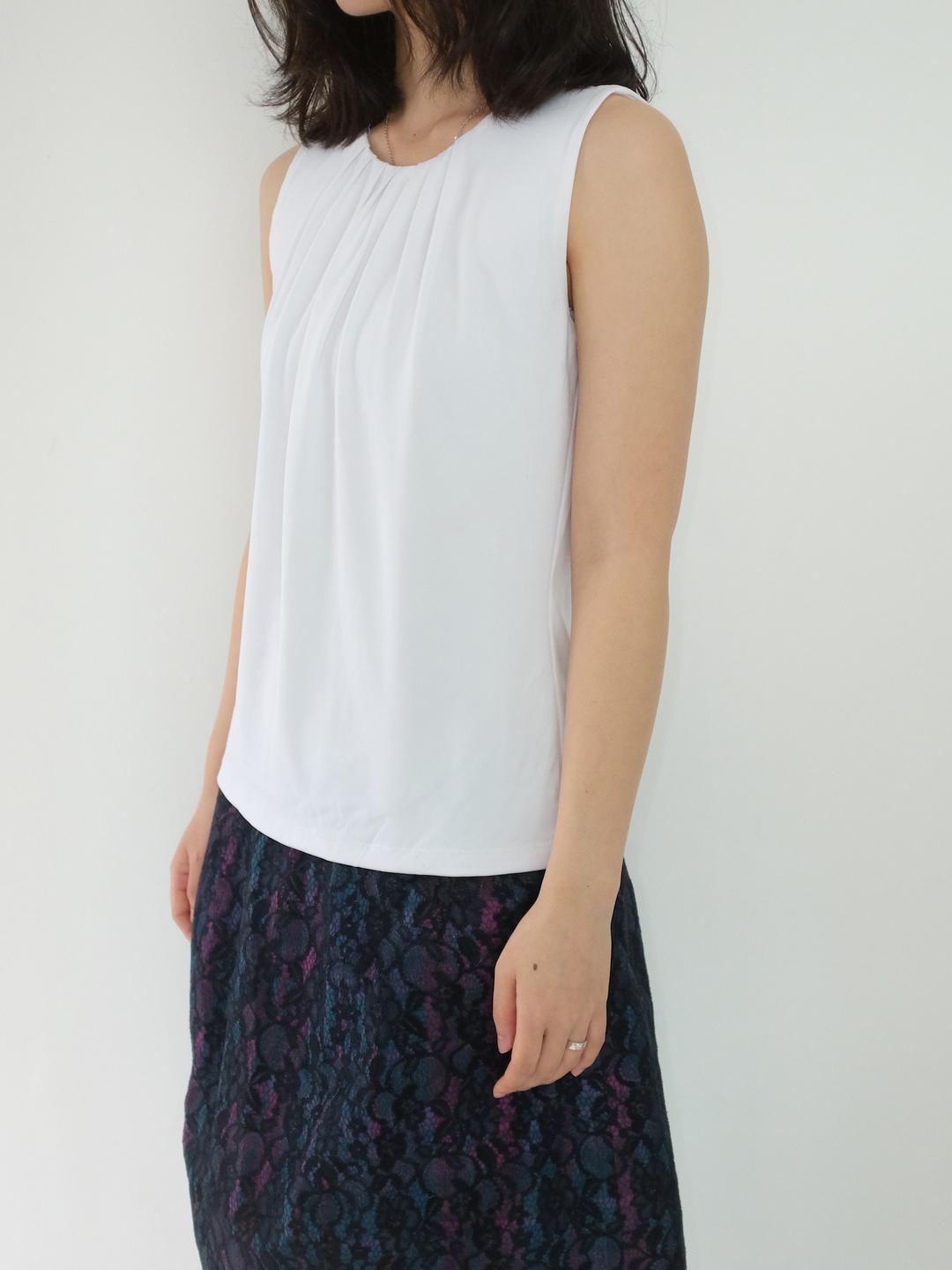 CALVIN KLIEN white shirring top