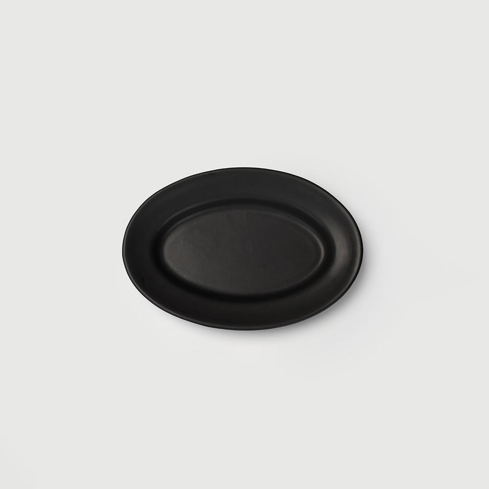 Grt oval plate (Black)