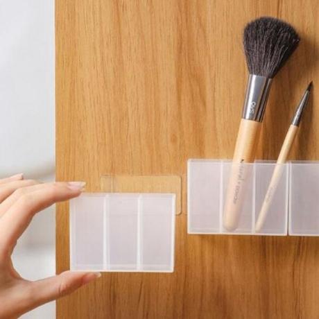 (현대hmall)립스틱 정리 3구 수납꽂이 1개