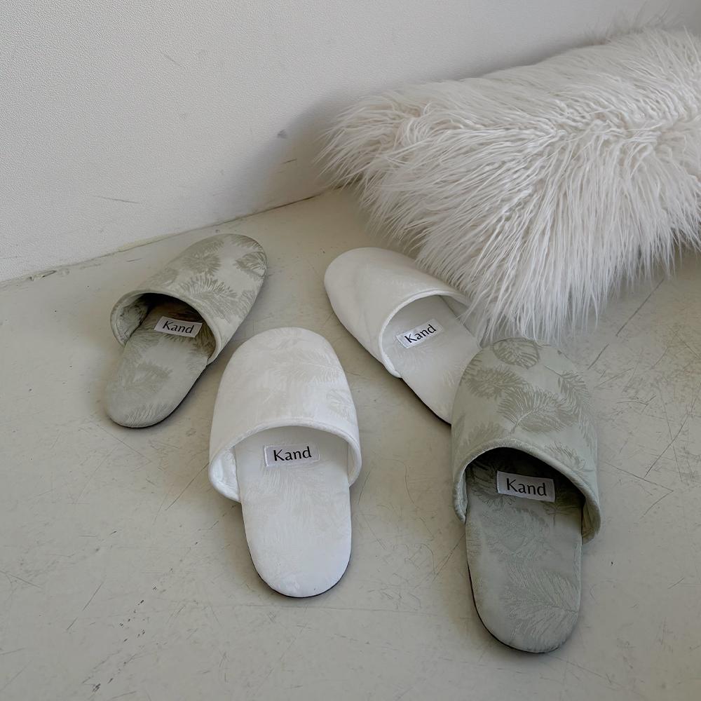 Serene Feather Leaf 룸슈즈 4colors