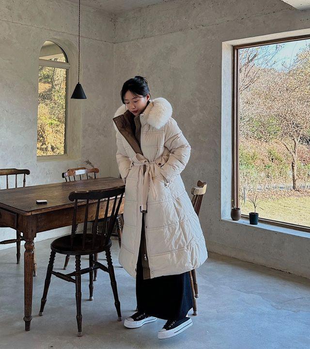 당일출고[풍성한퍼/고퀄/갓성비] 바닐라 배색 퍼 웰론 롱패딩 벨트 패딩