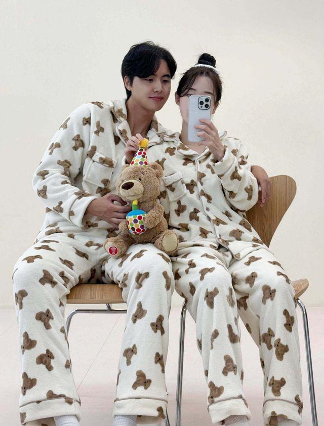*최저가[2사이즈/수면잠옷] 커플 곰돌이 수면잠옷 홈웨어 연말 크리스마스 파자마 파티 신혼 여행 겨울잠옷 겨울 극세사 수면바지 남친선물 잠옷세트 커플룩  시밀러룩 잠옷