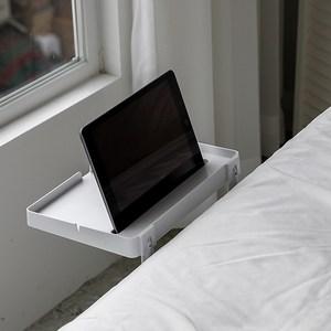 아토소 베드 사이드 테이블 30-15, 화이트