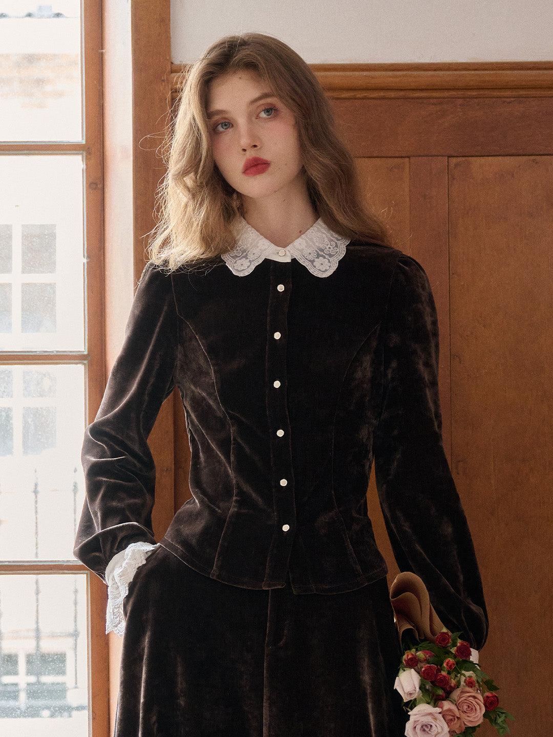 Goldie Peter Pan Collar Velvet Blouse - S
