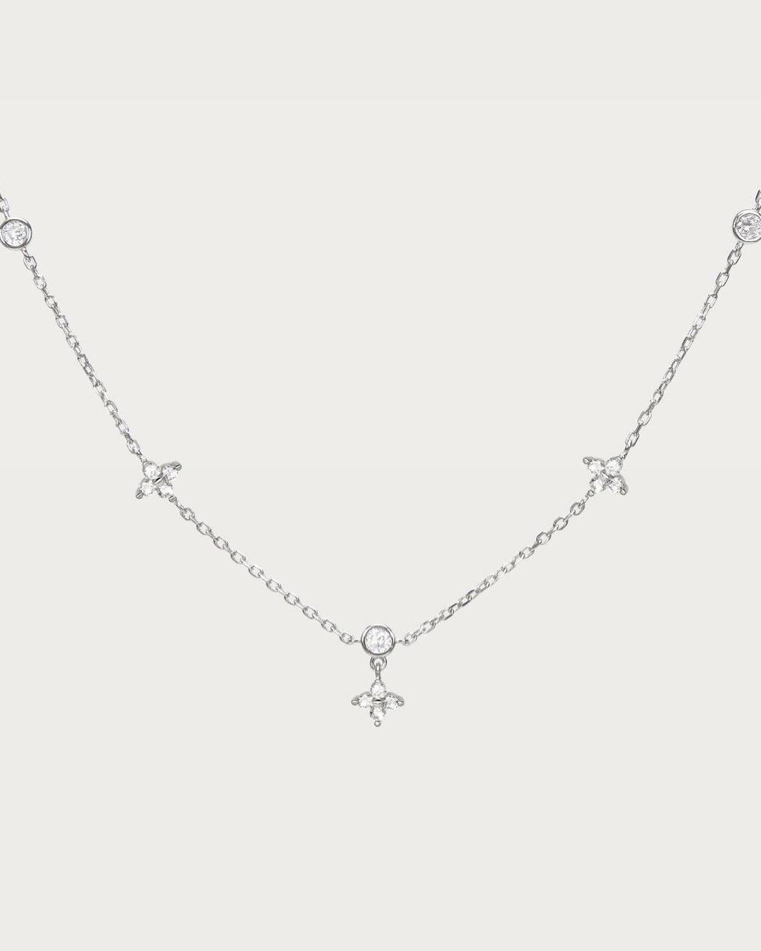 Lucky Clover Necklace in Silver - Silver