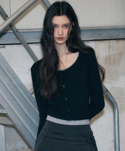 슬림핏 버튼 레이어드 롱슬리브 [BLACK]