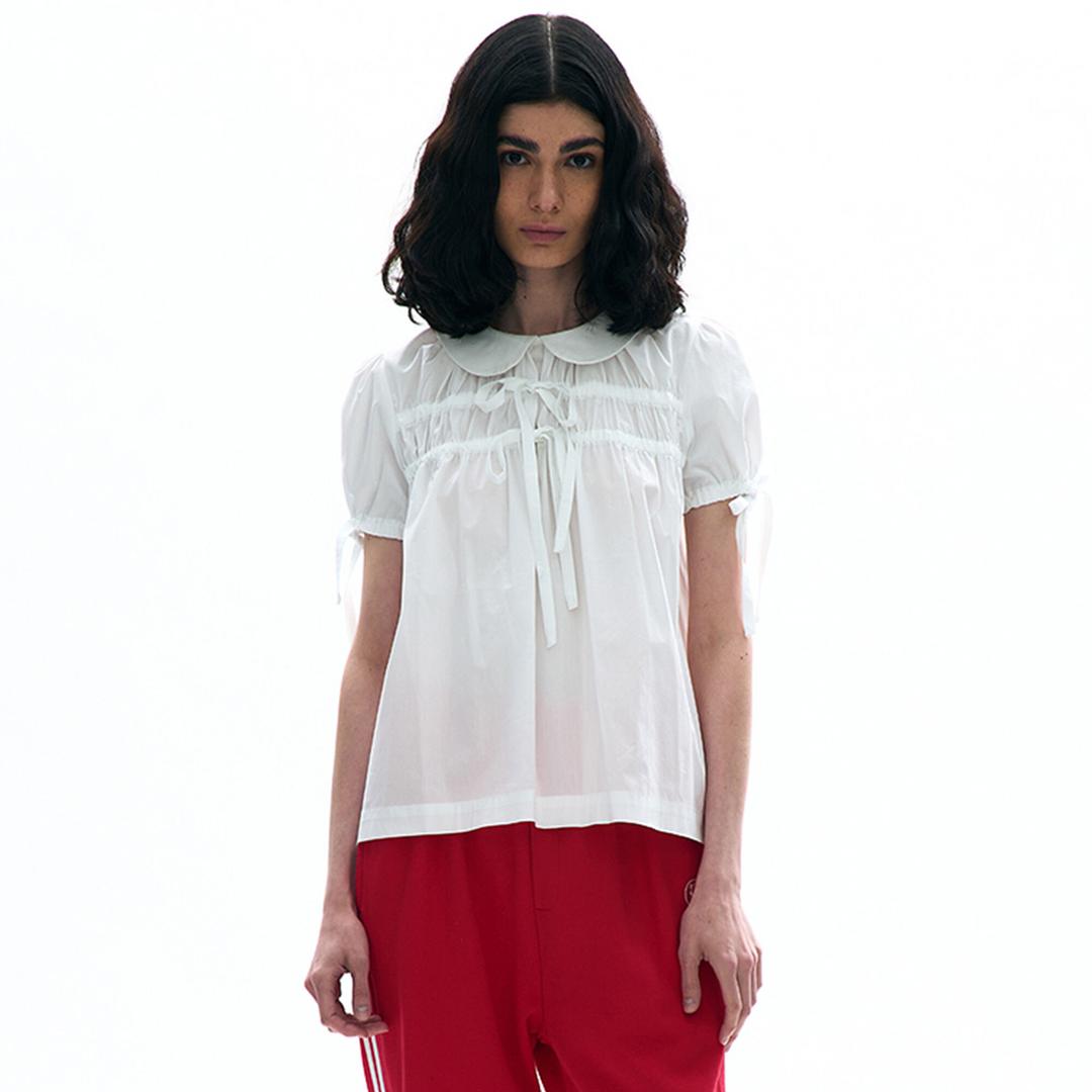OPEN BACK RIBBON PUFF BLOUSE_WHITE