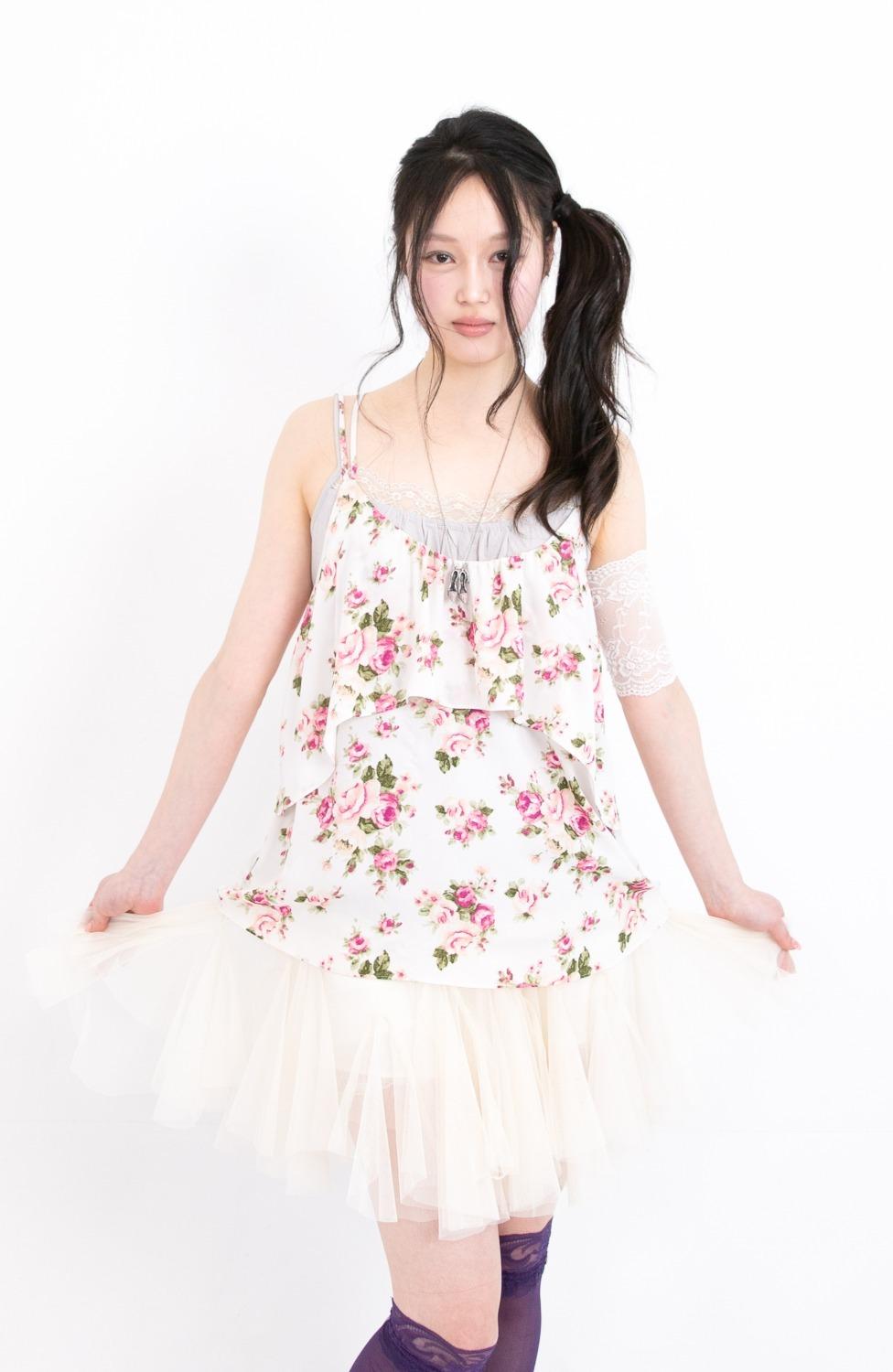 Floral ruffled sleeveless