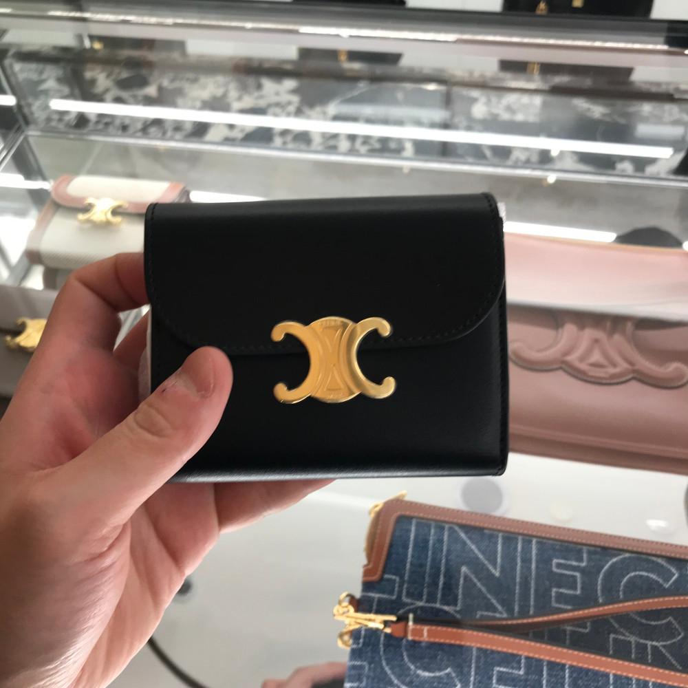 셀린느 트리오페 스몰 트리옹프 지갑 10D783DPV (6컬러)