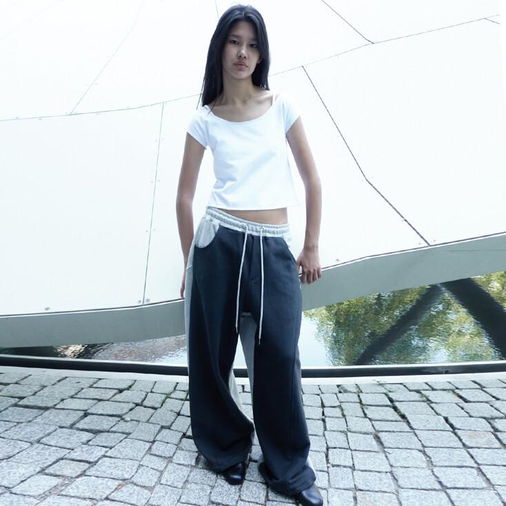 [7/31 순차발송] REVERSE BANDING PANTS / CHARCOAL