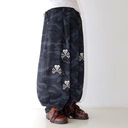 [예약 배송] GP094 본스티치 카모 벌룬 팬츠 (BLACK CAMO)