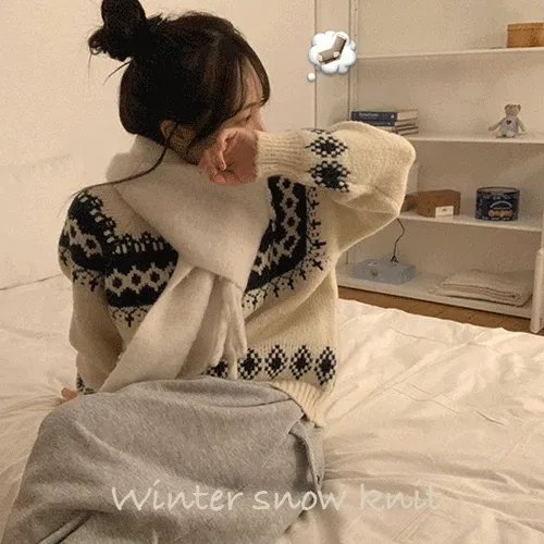 [겨울⛄️/포근폭닥🤍] 앤드 눈꽃 라운드 니트
