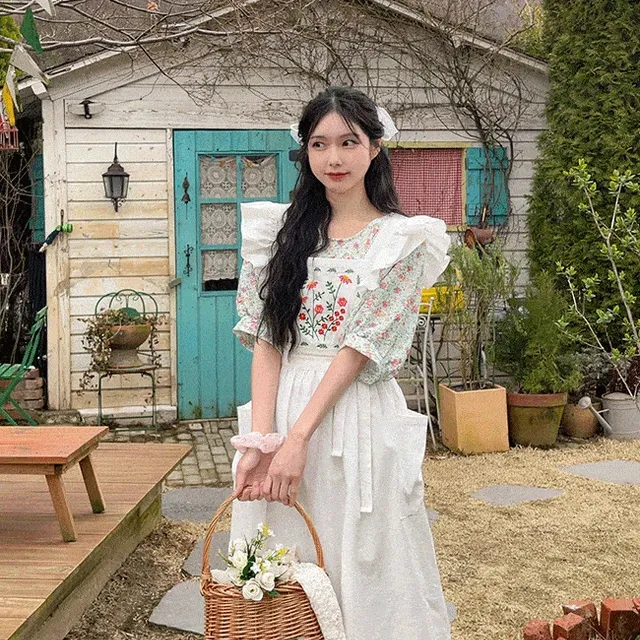아뜰리에 플라워 에이프런 프릴 꽃 자수 앞치마 빅사이즈