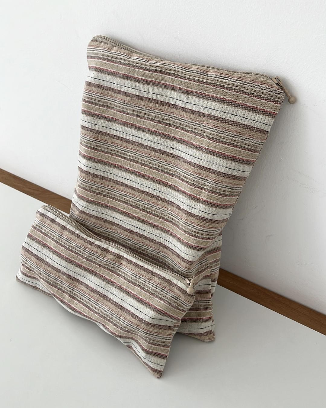 빛바랜 무화과 파우치