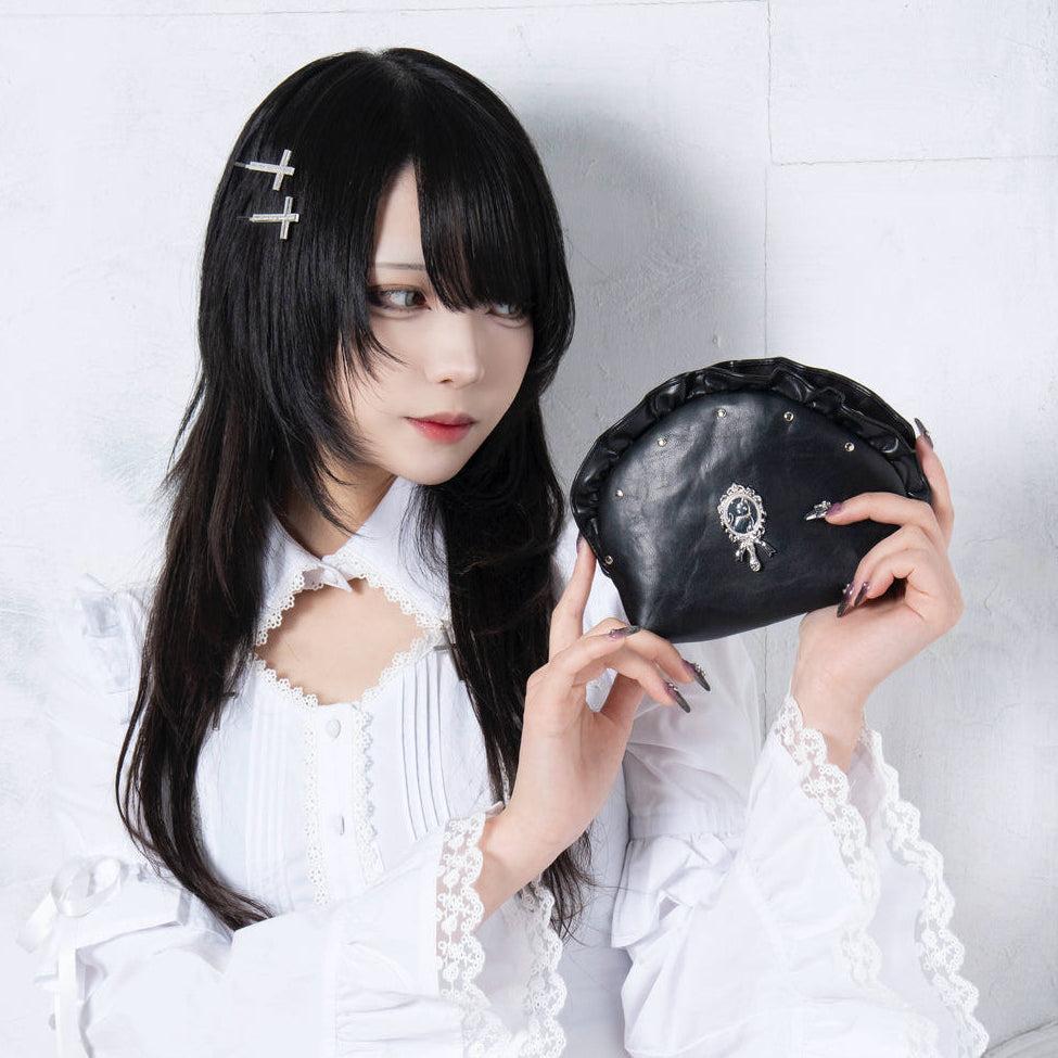 《mine》キャットスタッズポーチ