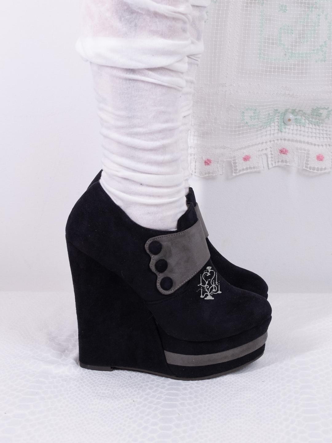 EU38 BLACK SUEDE PLATFORM WEDGE ANKLE BOOTS