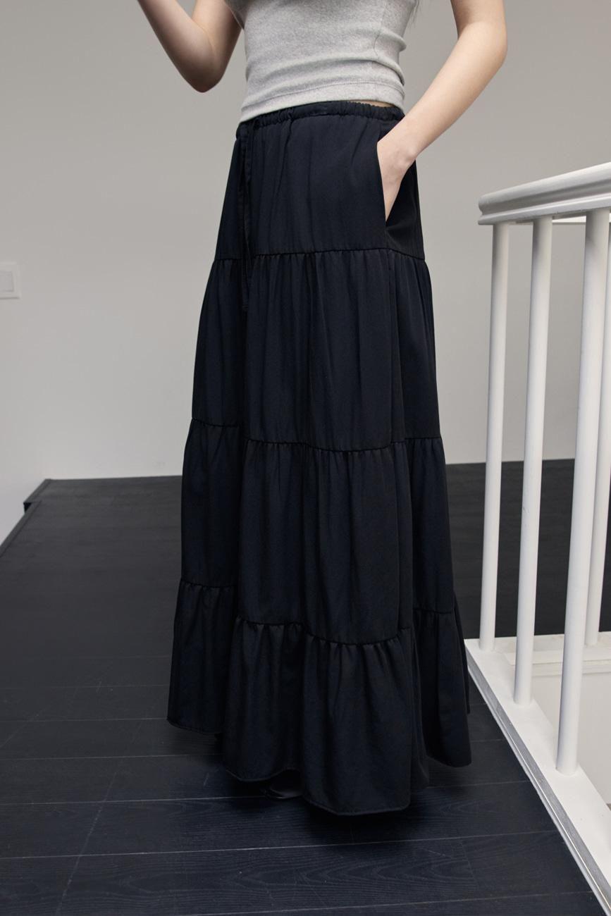 [38COMEONCOMMON] Shirring Tiered Banding Skirts (Black)
