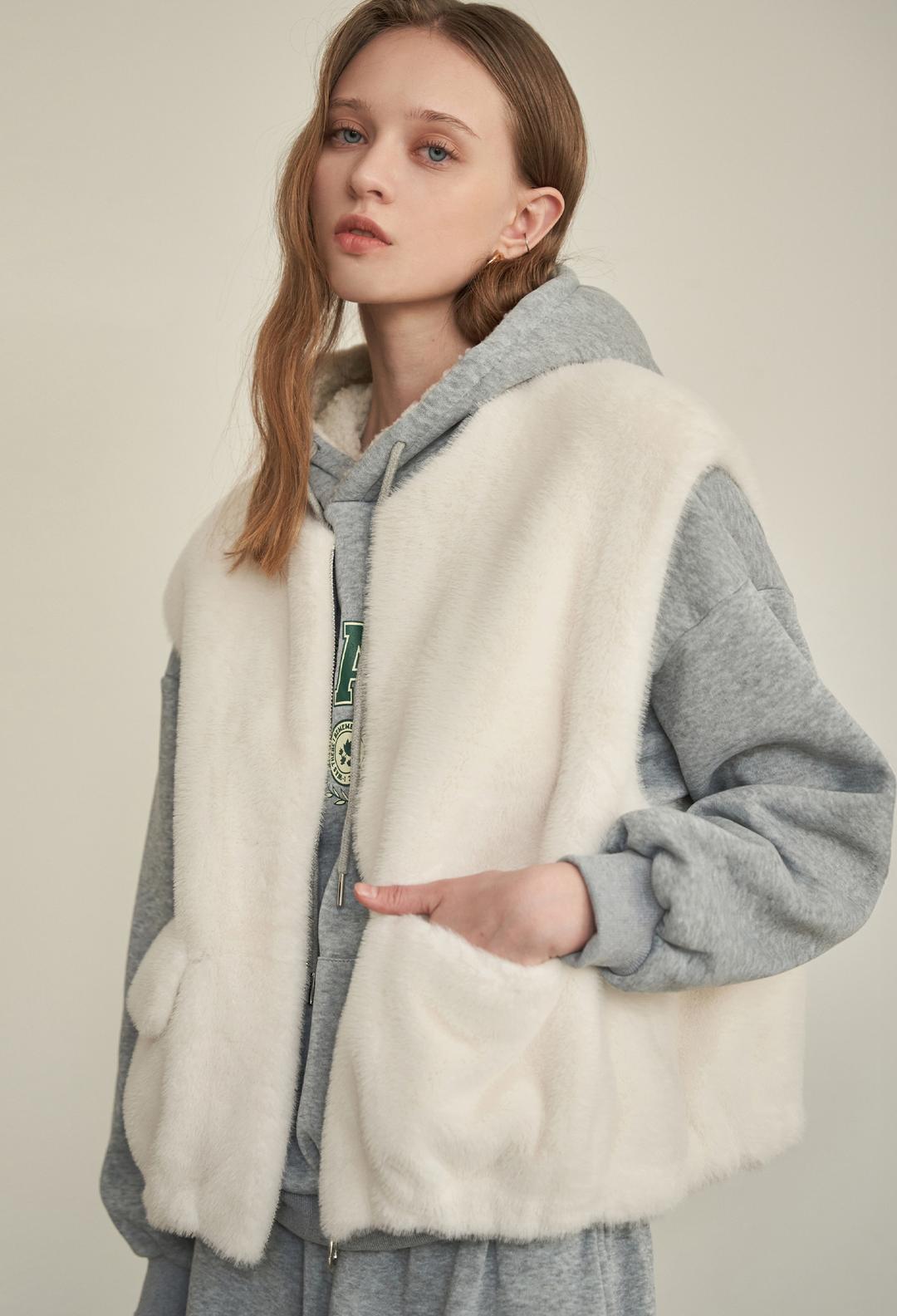 르니앤맥코이 레이어드 에코퍼 밑단밴딩 베스트 LL12VT101H LL12VT101H