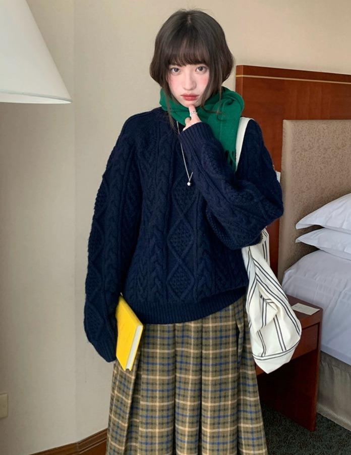 RAINY 노르딕 크루넥 헤비 케이블 스웨터 (2color)